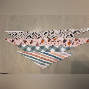 Tie on dog bandana - set of 4